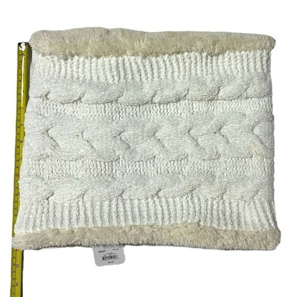 Sonoma Women’s Fur lined Hand warmer - ivory - Picture 2 of 7